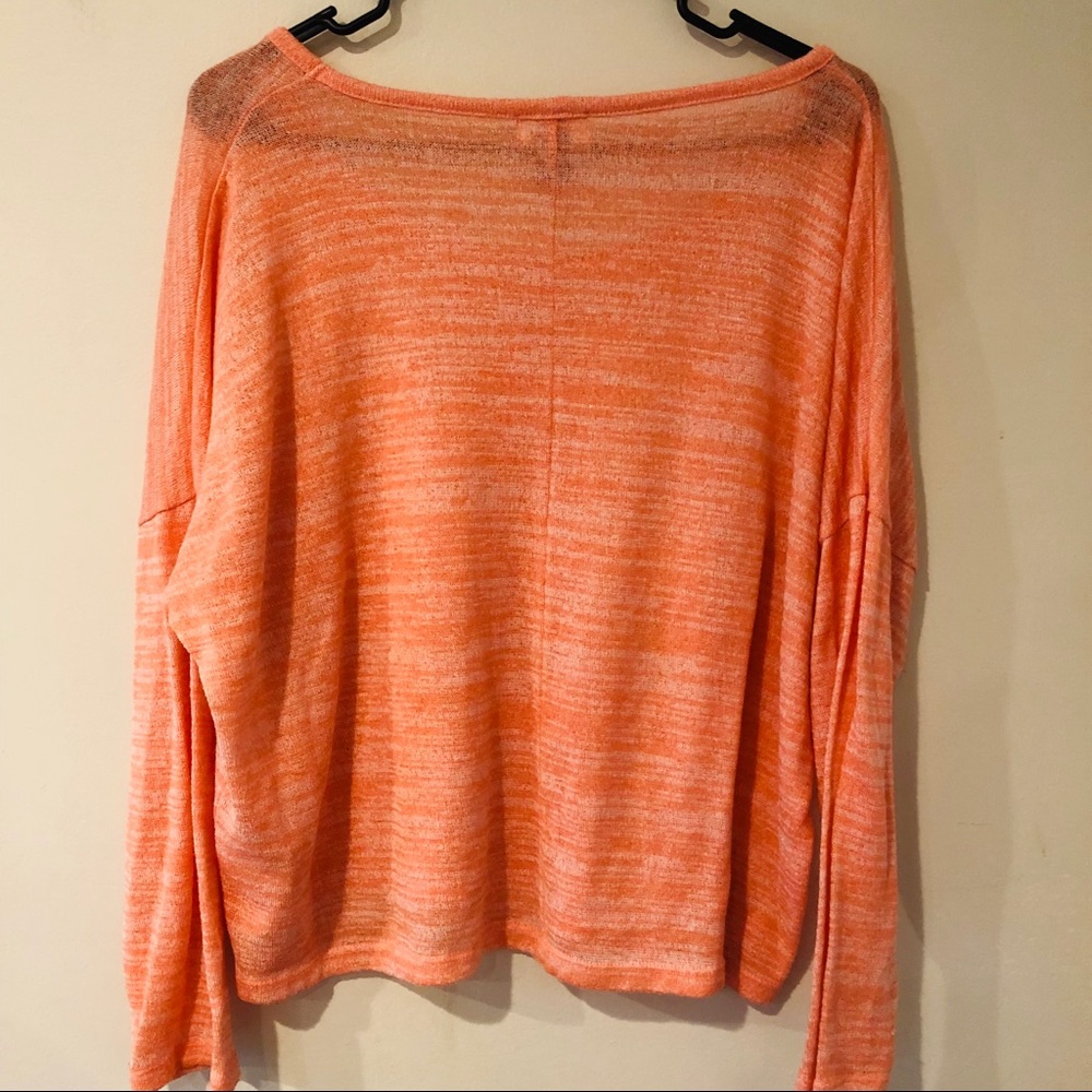 long sleeve flowy shirt - Picture 2 of 4